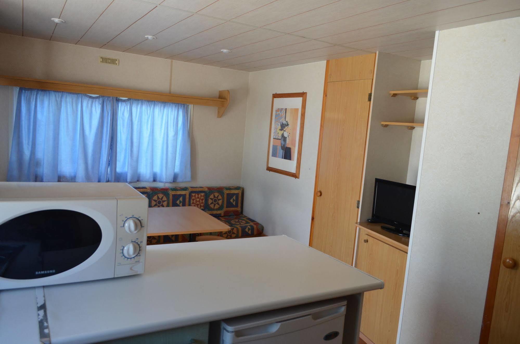 Camping Victoria Canet De Mar Exterior photo