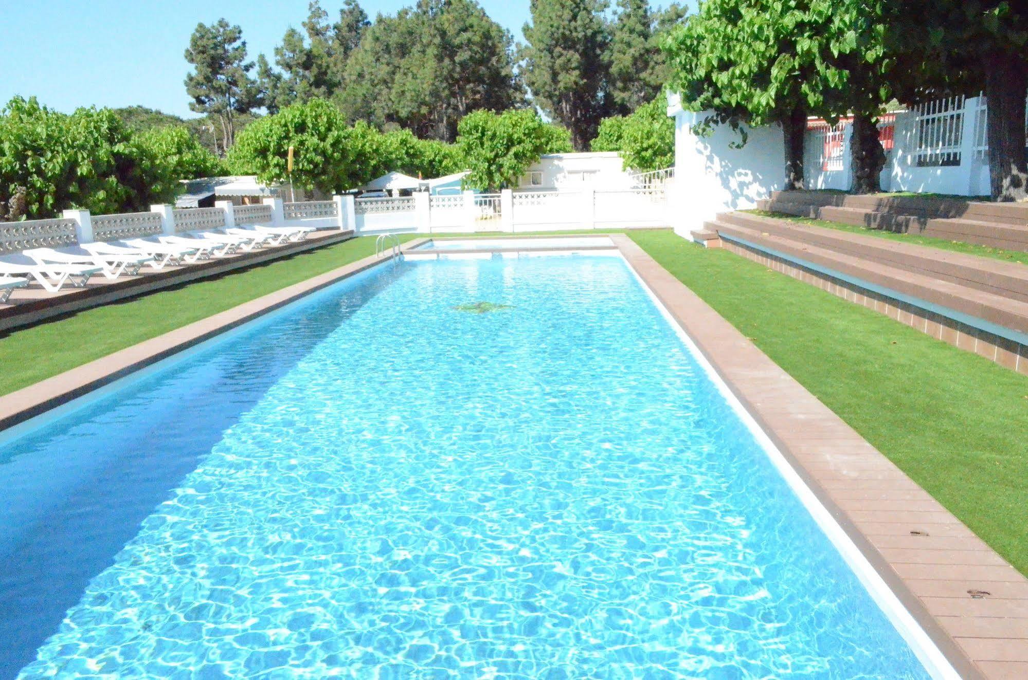 Camping Victoria Canet De Mar Exterior photo