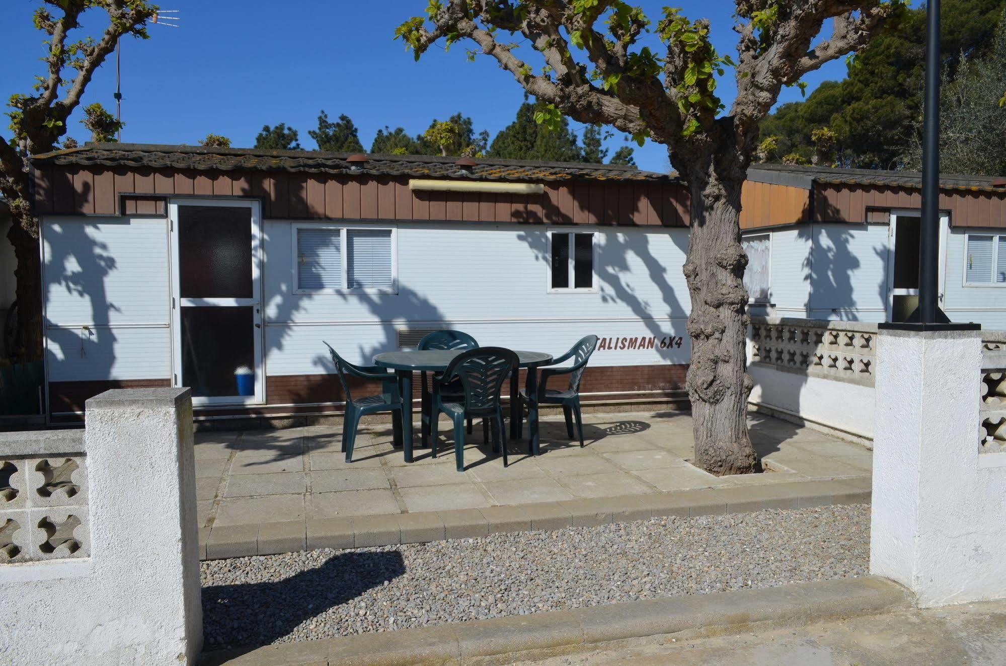 Camping Victoria Canet De Mar Exterior photo