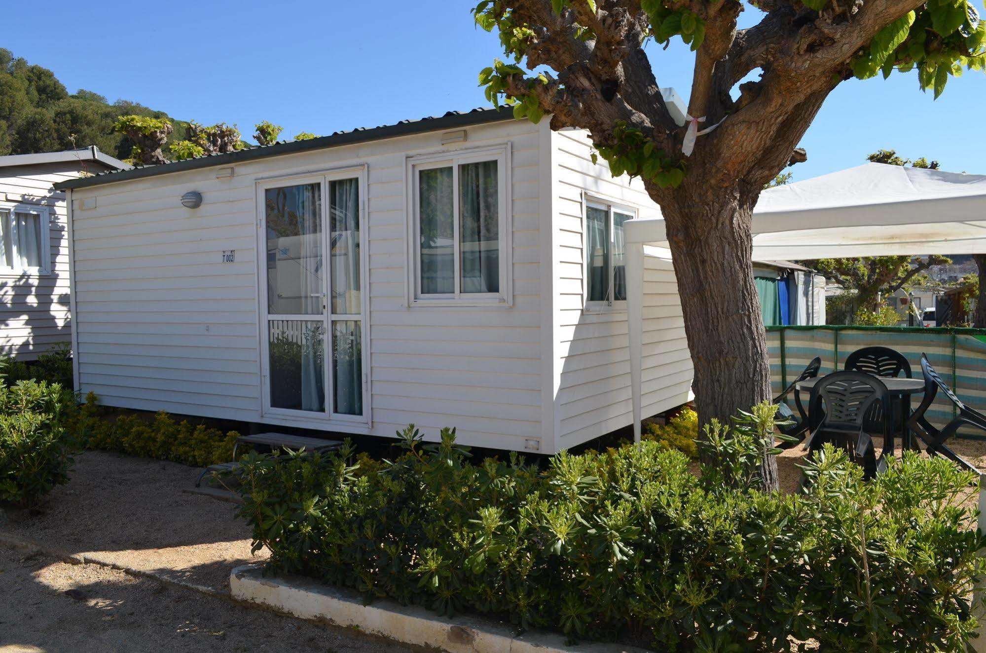 Camping Victoria Canet De Mar Exterior photo