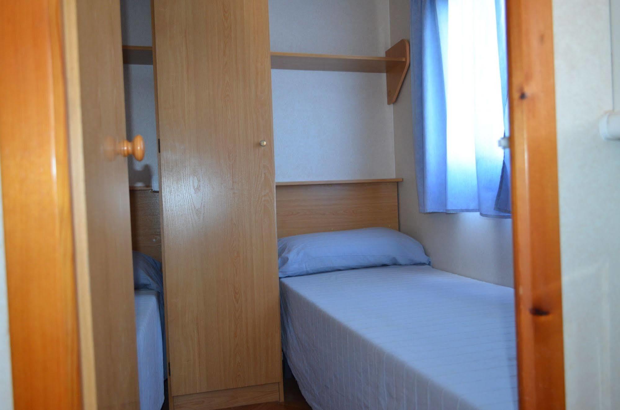 Camping Victoria Canet De Mar Exterior photo