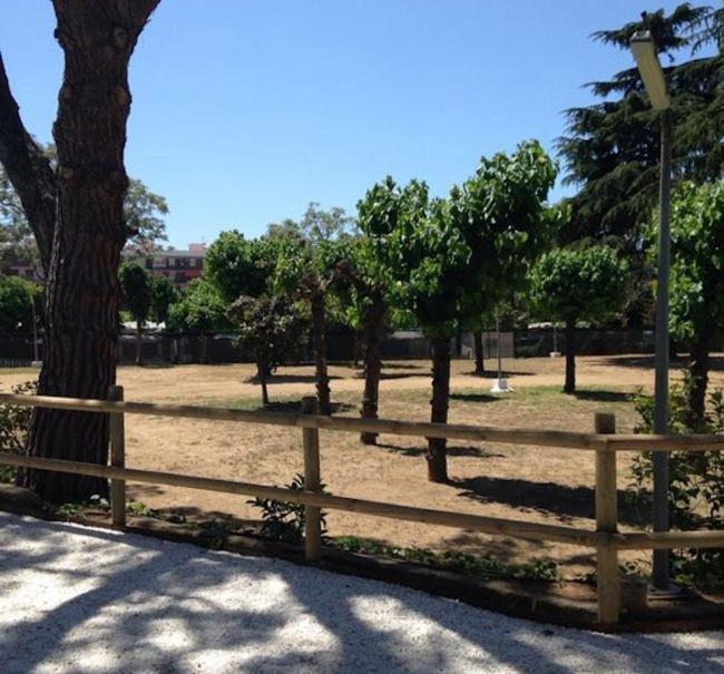 Camping Victoria Canet De Mar Exterior photo